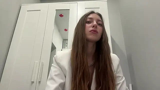 selena favn online show from 04/02/26, 01:13