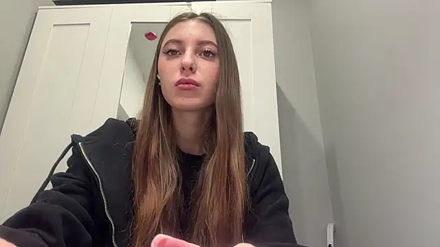 selena favn online show from 03/05/26, 02:08