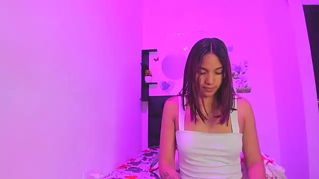 sapphire brown20 online show from 04/13/26, 01:53