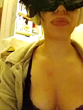 Snapshot of lily2022 chatting on 02/23/26, 09:15 lily2022 online show from 02/23/26, 09:15