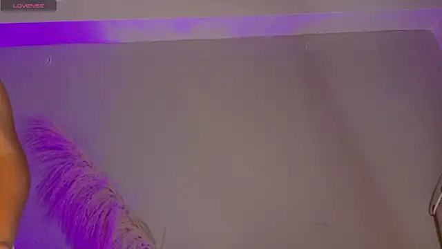 BeckaBlue online show from 04/11/26, 01:15