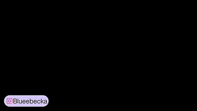 Snapshot of BeckaBlue chatting on 05/08/26, 10:08 BeckaBlue online show from 05/08/26, 10:08