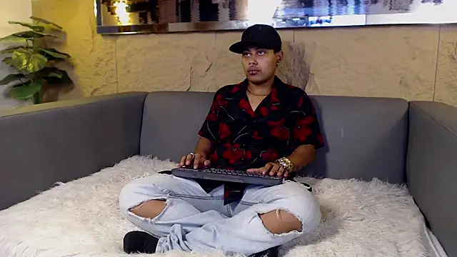 Noha  scott online show from 03/11/26, 02:44