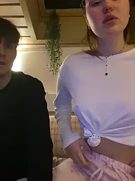 Snapshot of meowmiu chatting on 02/23/26, 10:21 meowmiu online show from 02/23/26, 10:21