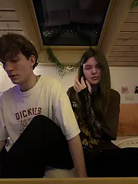 Snapshot of meowmiu chatting on 03/02/26, 10:38 meowmiu online show from 03/02/26, 10:38