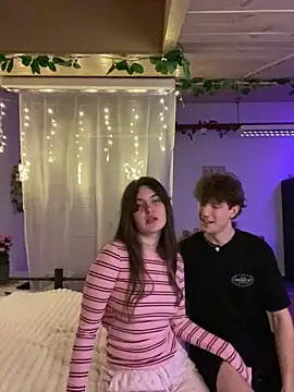 Snapshot of meowmiu chatting on 02/27/26, 07:46 meowmiu online show from 02/27/26, 07:46