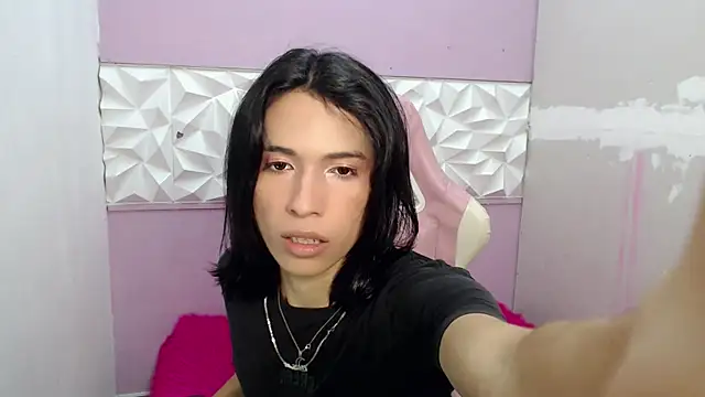 Larry craft online show from 03/29/26, 01:02