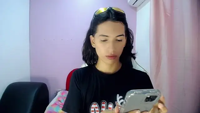 Larry craft online show from 03/20/26, 08:10