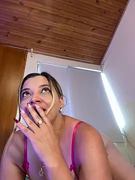 Snapshot of FoxxySweet chatting on 03/17/26, 03:37 FoxxySweet online show from 03/17/26, 03:37