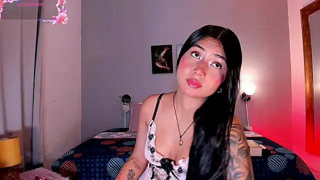 KimTaylorW online show from 05/21/26, 02:20