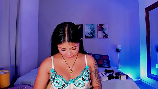 Snapshot of KimTaylorW chatting on 07/09/26, 03:07 KimTaylorW online show from 07/09/26, 03:07