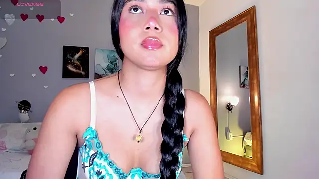 KimTaylorW online show from 03/25/26, 03:06