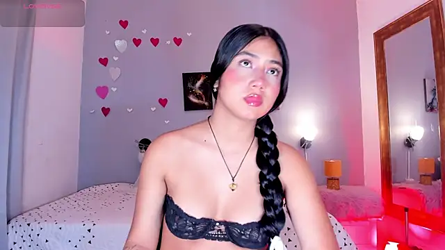 KimTaylorW online show from 04/09/26, 03:30