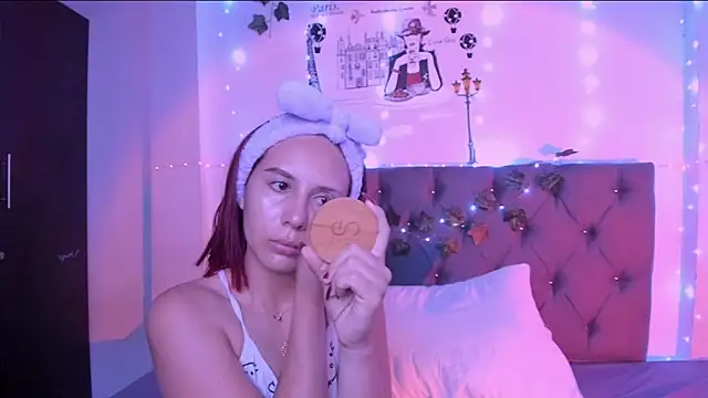 violeta blaze1 online show from 03/25/26, 10:36