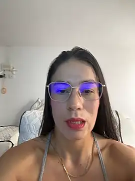 Penny 09 online show from 03/18/26, 08:32