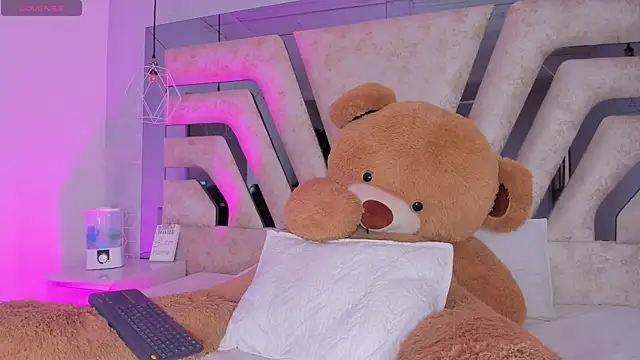 AuroraFlowers online show from 03/31/26, 07:27