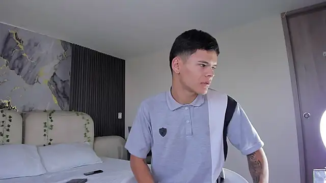 DylanRoyce  online show from 03/15/26, 12:56