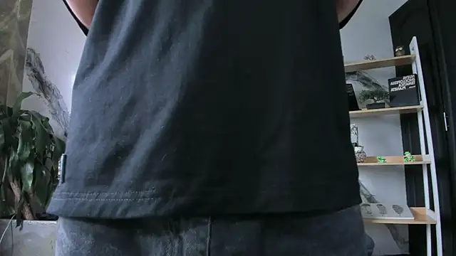 DylanRoyce  online show from 04/05/26, 12:34