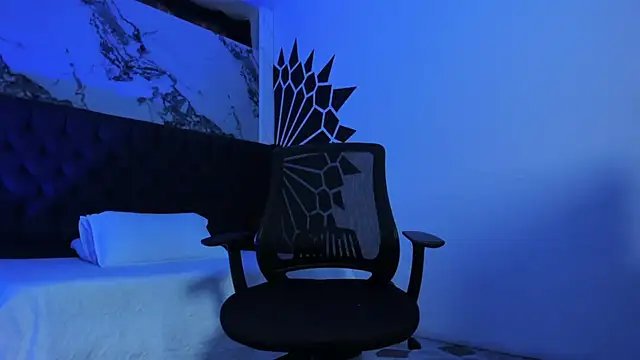 DylanRoyce  online show from 03/11/26, 12:43