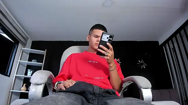 DylanRoyce  online show from 04/09/26, 12:55