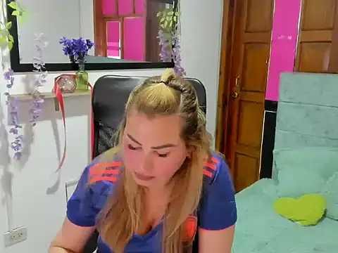 Julieta star  online show from 03/29/26, 07:04