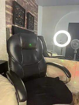 kendra leroy online show from 04/14/26, 10:15