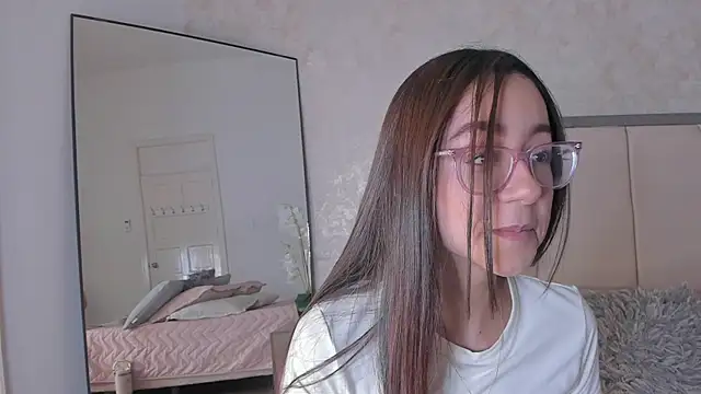 Arii wilde online show from 05/29/26, 12:00