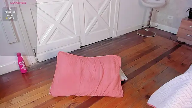 Arii wilde online show from 03/02/26, 12:23