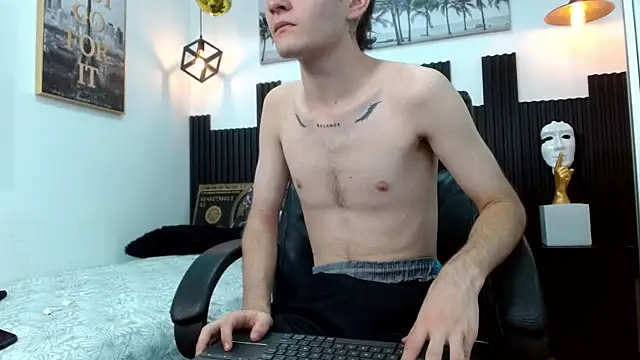 Snapshot of trevor_mob chatting on 06/27/26, 05:41 trevor mob online show from 06/27/26, 05:41