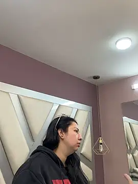 Ashleeyprincess01 online show from 04/16/26, 11:44