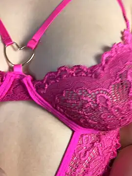 Ashleeyprincess01 online show from 05/04/26, 12:41