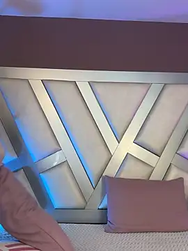 Ashleeyprincess01 online show from 04/15/26, 12:10