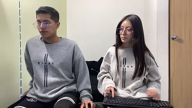 ScorpionDark11 online show from 04/08/26, 12:45