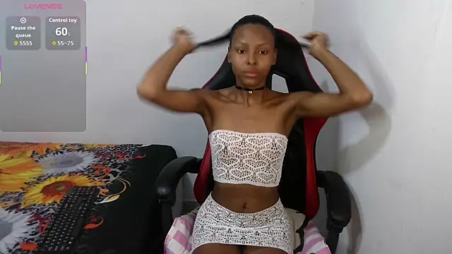 Dulce camx online show from 04/19/26, 04:13