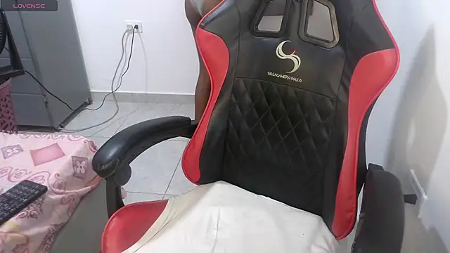 Dulce camx online show from 06/05/26, 03:11