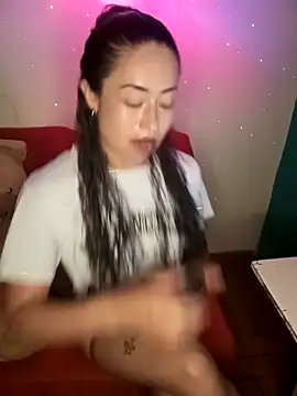 Snapshot of lina_luxe_ chatting on 02/28/26, 11:26 lina luxe online show from 02/28/26, 11:26