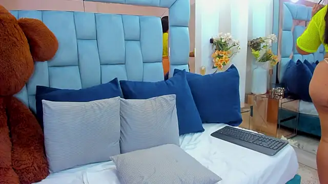 isabellablazee online show from 03/10/26, 10:19