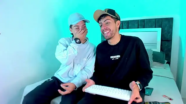 alex and christhoper online show from 03/10/26, 11:20