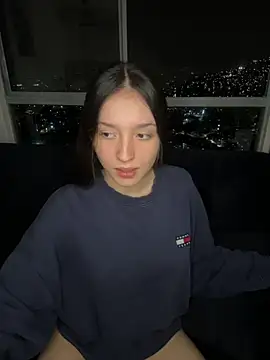 xluxulua online show from 03/11/26, 01:43