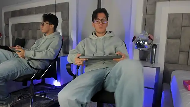 Snapshot of Austin_Reedss chatting on 02/28/26, 12:16 Austin Reedss online show from 02/28/26, 12:16