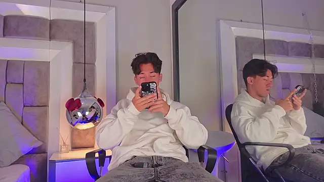 Snapshot of Austin_Reedss chatting on 03/28/26, 12:50 Austin Reedss online show from 03/28/26, 12:50