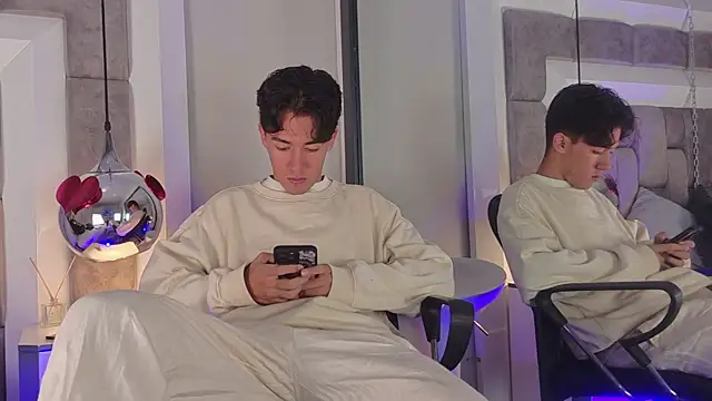 Snapshot of Austin_Reedss chatting on 03/31/26, 12:40 Austin Reedss online show from 03/31/26, 12:40