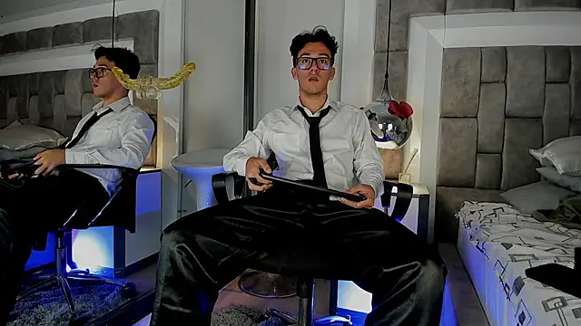 Snapshot of Austin_Reedss chatting on 03/06/26, 03:40 Austin Reedss online show from 03/06/26, 03:40