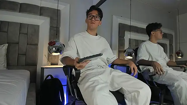 Snapshot of Austin_Reedss chatting on 03/03/26, 12:34 Austin Reedss online show from 03/03/26, 12:34