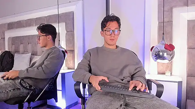 Snapshot of Austin_Reedss chatting on 02/27/26, 11:54 Austin Reedss online show from 02/27/26, 11:54