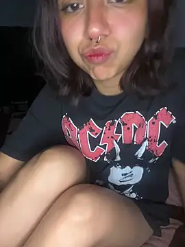 kiss-Me01 online show from 05/26/26, 05:16