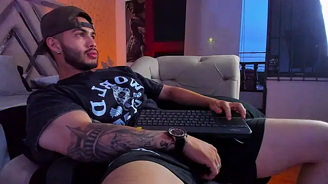 Vincentblack online show from 05/16/26, 10:36