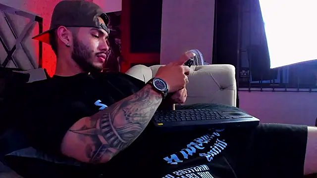 Vincentblack online show from 05/08/26, 05:33