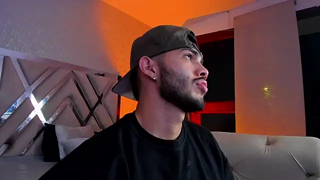 Vincentblack online show from 05/14/26, 06:54
