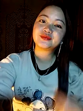 Snapshot of Ttmay- chatting on 02/25/26, 02:01 Ttmay- online show from 02/25/26, 02:01